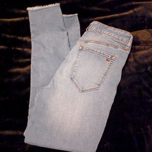 Jessica Simpson High Rise Skinny Ankle Jeans Size 7/30 waist